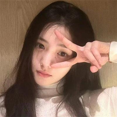 想被拥抱的12个女人